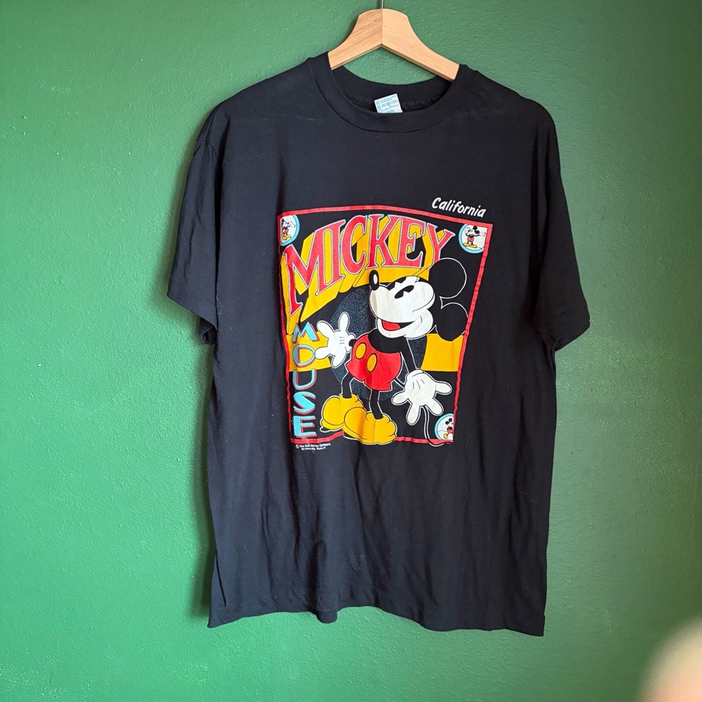 Ched Vintage Mickey California tee size XL (see meas)